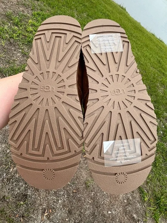 UGG Kids Bea Mary Jane Chestnut Slip-On Shearling Lined Slippers Size 6 - Picture 6 of 14